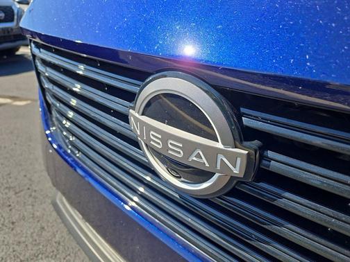 Deep Ocean Blue Pearl 2025 Nissan Murano SL