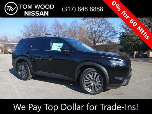 2025 Nissan Pathfinder SL