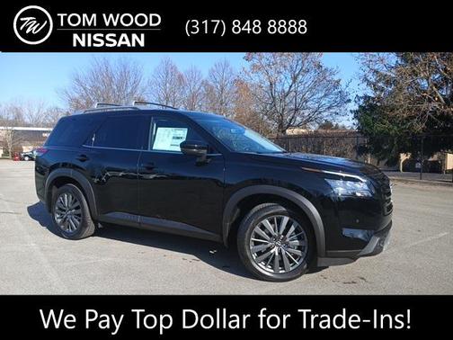 2025 Nissan Pathfinder SL