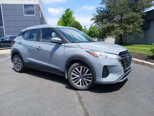 2022 Nissan Kicks SV