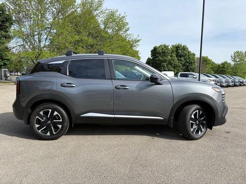 Gun Metallic 2026 Nissan Kicks SV
