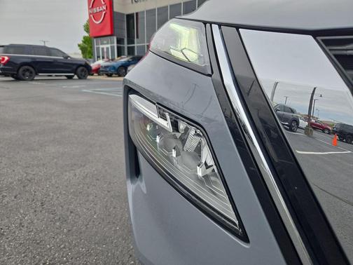 Boulder Gray Pearl 2023 Nissan Rogue SL