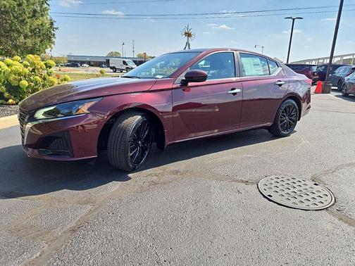 2025 Nissan Altima 2.5 SV