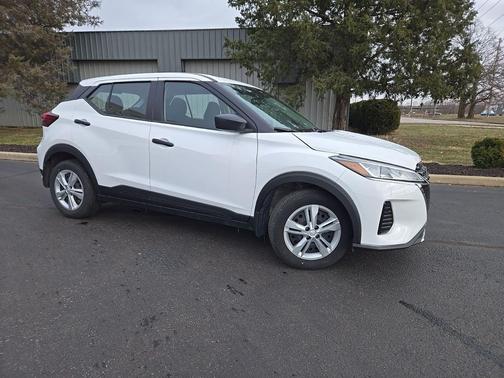 2024 Nissan Kicks S