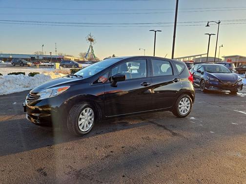 2016 Nissan Versa Note SV