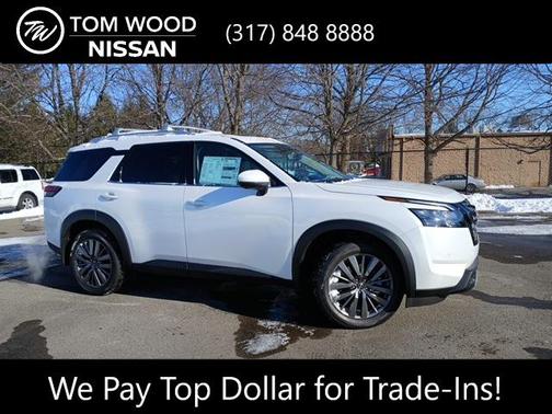 2025 Nissan Pathfinder SL