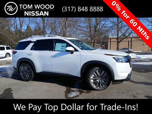2025 Nissan Pathfinder SL