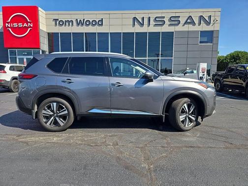 Gun Metallic 2023 Nissan Rogue Platinum