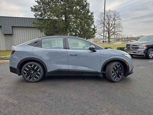 2026 Nissan Leaf PLATINUM+