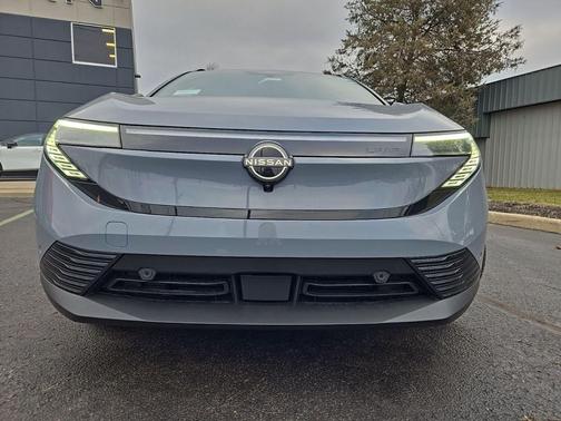 2026 Nissan Leaf PLATINUM+