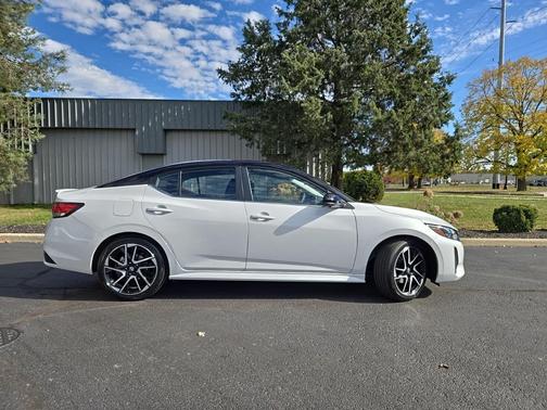 2025 Nissan Sentra SR