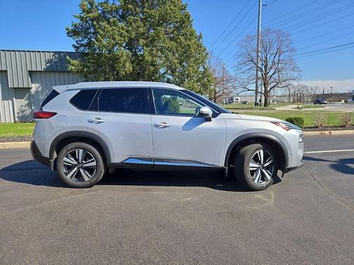 2021 Nissan Rogue Platinum