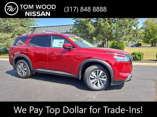 2025 Nissan Pathfinder SL