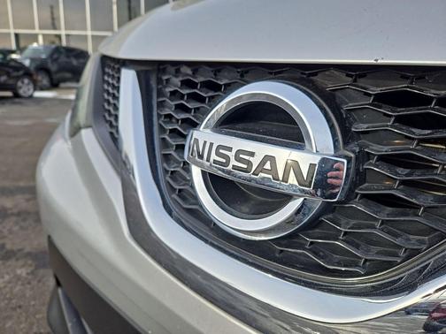 2017 Nissan Rogue Sport SV