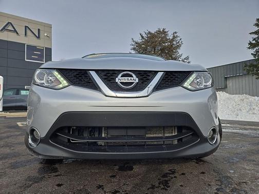 2017 Nissan Rogue Sport SV