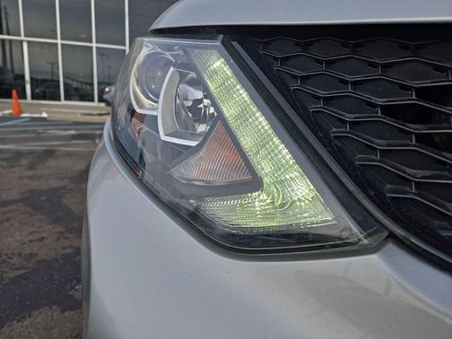 2017 Nissan Rogue Sport SV