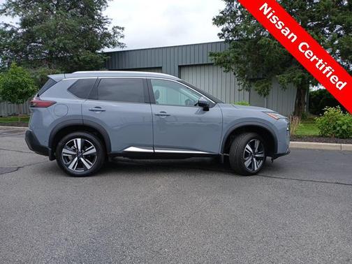 2022 Nissan Rogue SL