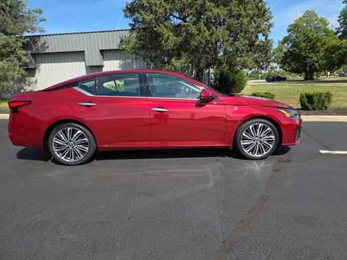 2025 Nissan Altima 2.5 SL