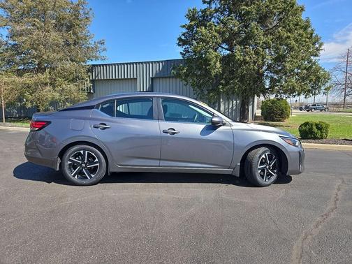 Gun Metallic 2025 Nissan Sentra SV