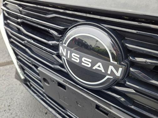 Super Black Clearcoat 2023 Nissan Altima 2.5 SV