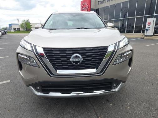 2022 Nissan Rogue Platinum