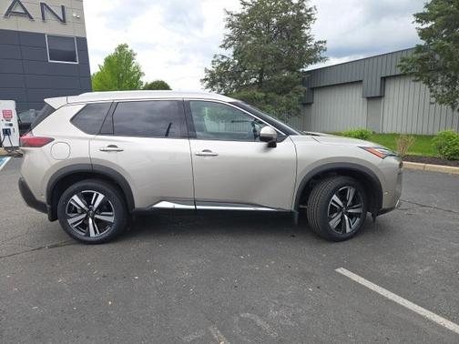 2022 Nissan Rogue Platinum