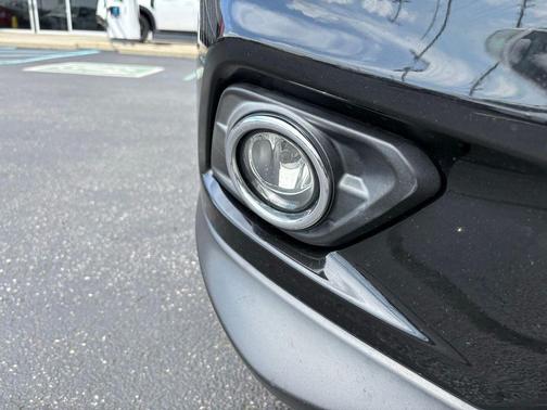 Magnetic Black 2016 Nissan Rogue SL