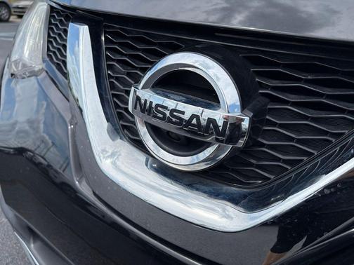 Magnetic Black 2016 Nissan Rogue SL