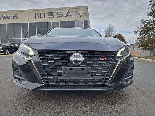 2023 Nissan Altima SR VC-Turbo FWD