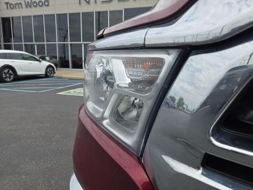 Delmonico Red Pearlcoat 2022 RAM 1500 Big Horn/Lone Star