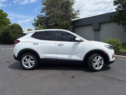 Summit White 2020 Buick Encore GX Preferred