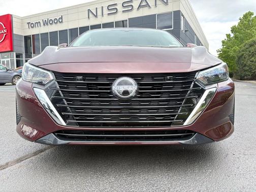 Rosewood Metallic 2025 Nissan Sentra SV