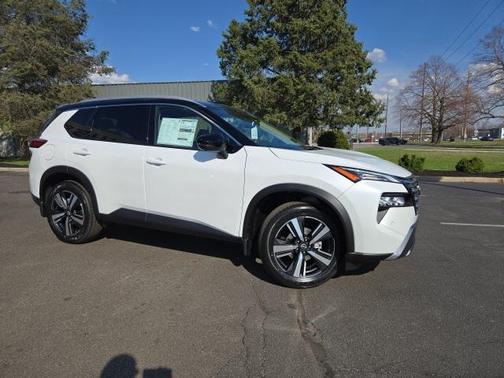 2025 Nissan Rogue SL