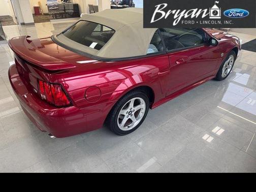 2004 Ford Mustang GT Premium