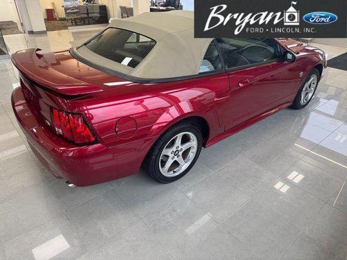 2004 Ford Mustang GT
