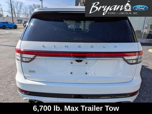 White Metallic 2023 Lincoln Aviator Reserve AWD