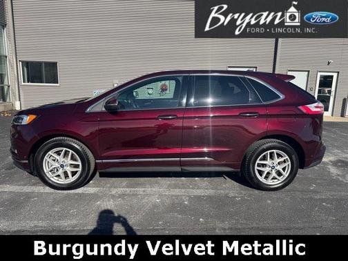 2022 Ford Edge Titanium