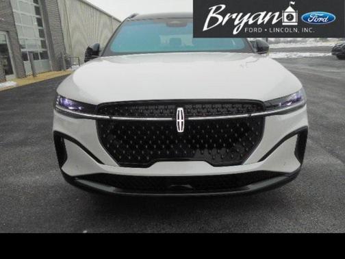 2024 Lincoln Nautilus Reserve