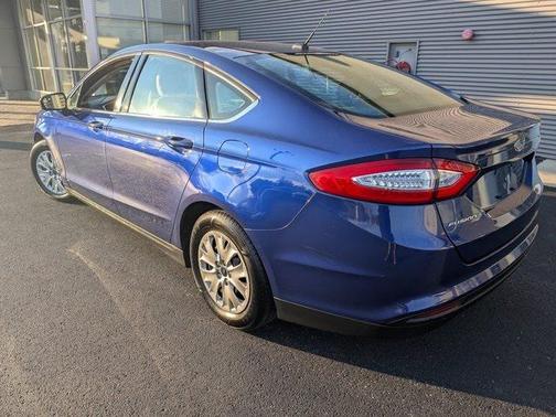 2014 Ford Fusion S