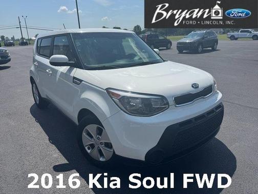2016 Kia Soul Base