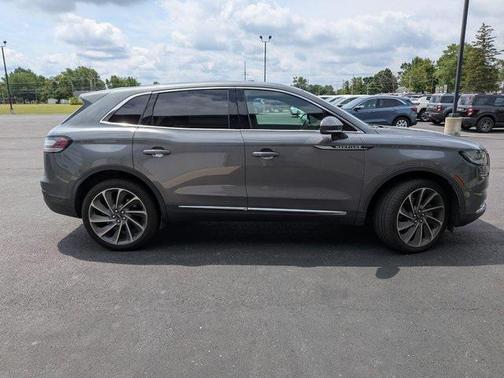 2022 Lincoln Nautilus Reserve