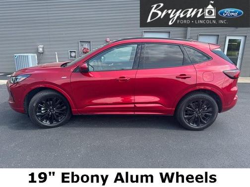 2023 Ford Escape ST-Line Elite