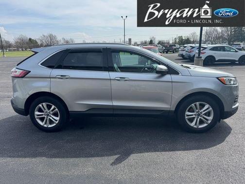 Iconic Silver Metallic 2020 Ford Edge SEL