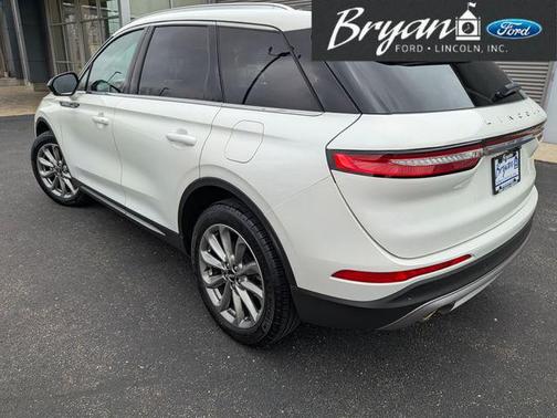 2022 Lincoln Corsair Standard