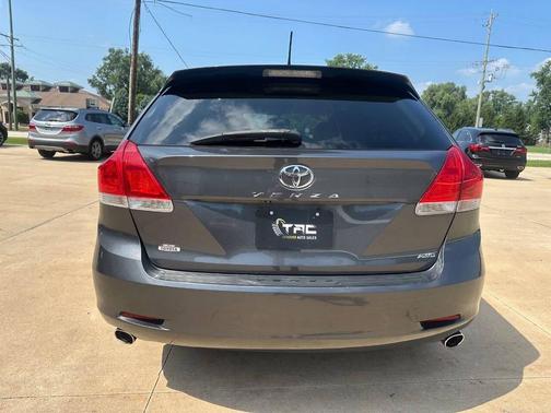 2010 Toyota Venza Base