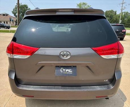 2014 Toyota Sienna LE