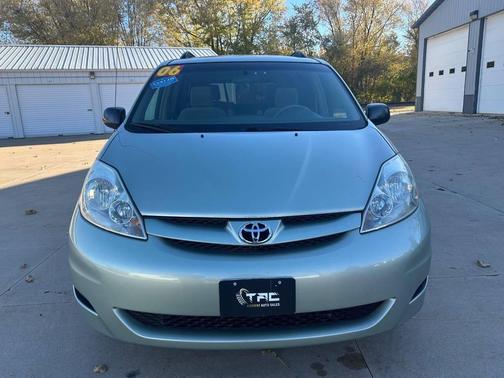 2006 Toyota Sienna LE