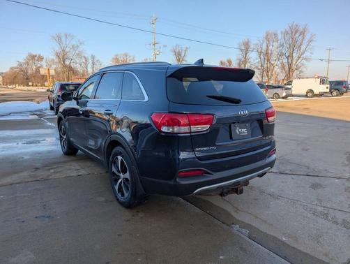 2016 Kia Sorento EX