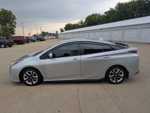 2017 Toyota Prius Four Touring