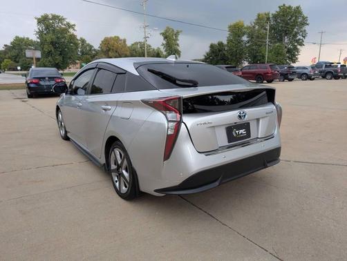 2017 Toyota Prius Four Touring